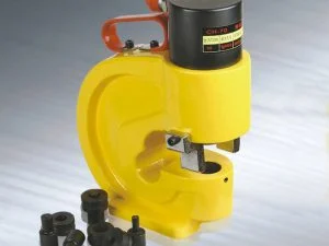 Đột lỗ thủy lực TLP HHM-70