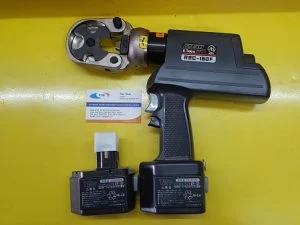 Máy ép cos pin IZUMI REC-150F